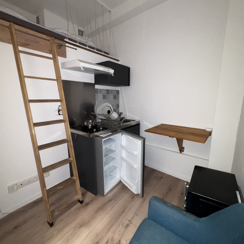 studio meublé carmes