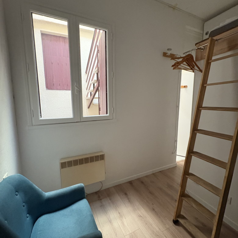 studio meublé carmes