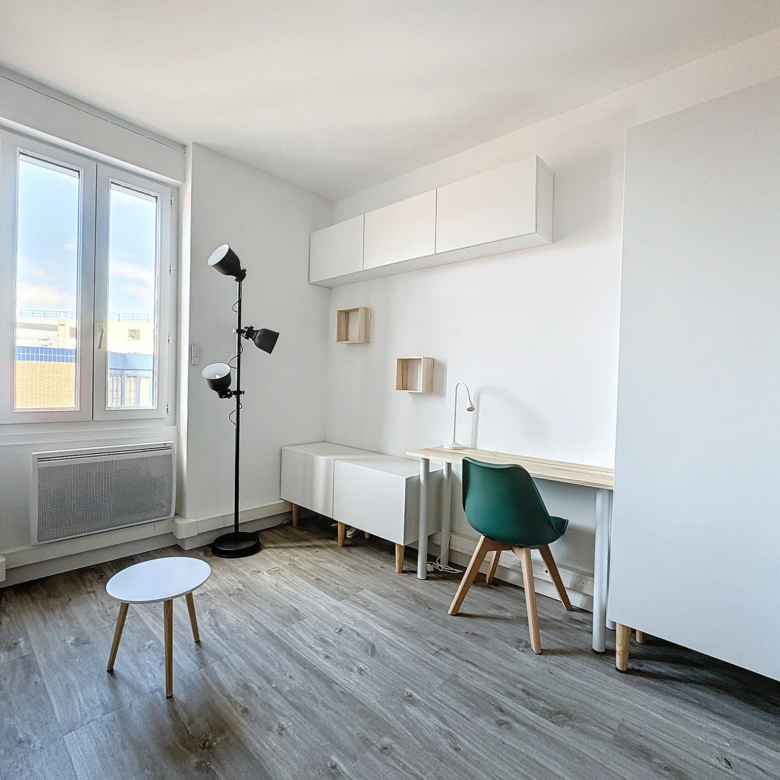 STUDIO PALAIS DE JUSTICE