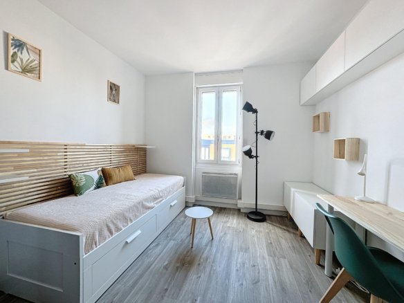 STUDIO PALAIS DE JUSTICE