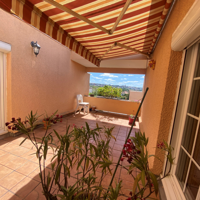T4 98 m2   Dernier étage   Terrasses & patio   Balma centre