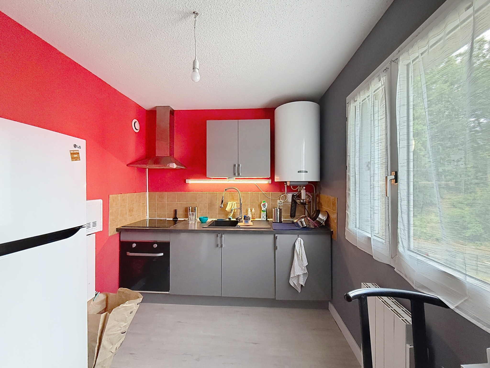 Grand T2 Jolimont Balcon et Parking