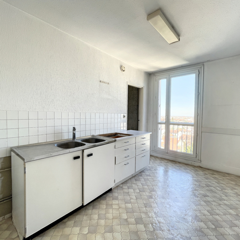 T2 de 42 m2 avec grand balcon