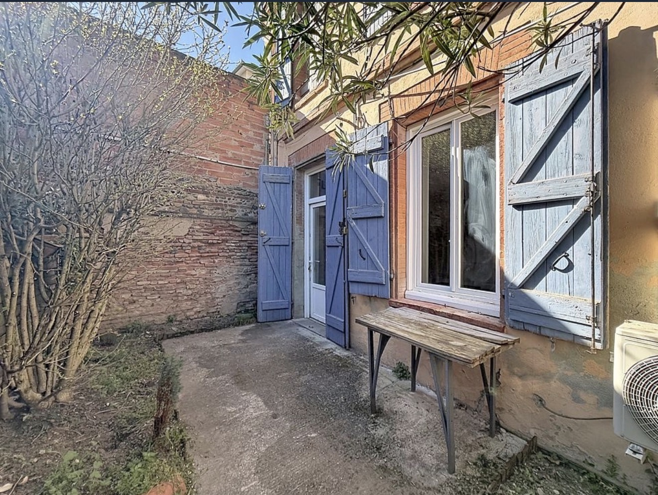 Grand studio 32 m2 avec jardin métro Canal du Midi