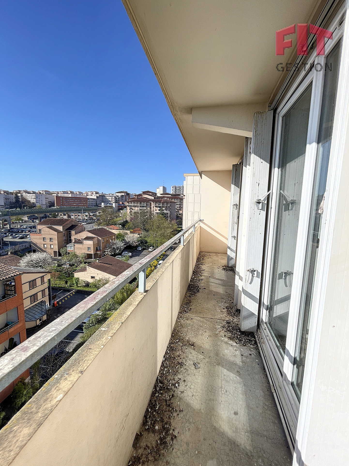 photo_d5adc177fc07be9587bb1cd783479769-30434-0.jpg T2 de 42 m2 avec grand balcon