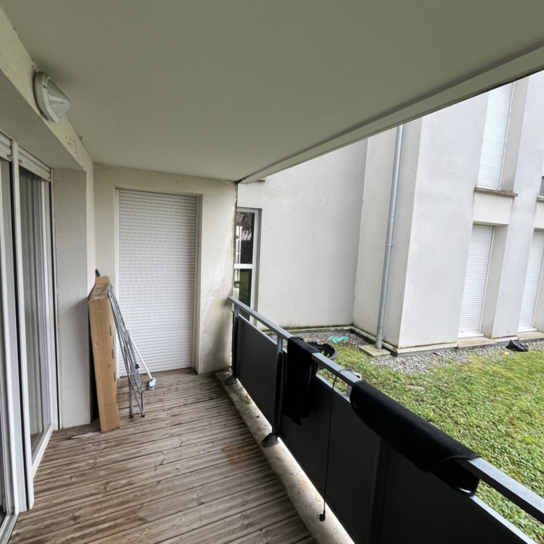 T2 de 40 m2 avec terrasse et parking