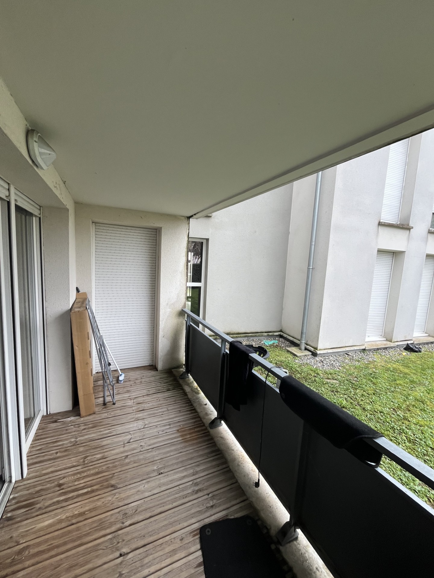 T2 de 40 m2 avec terrasse et parking