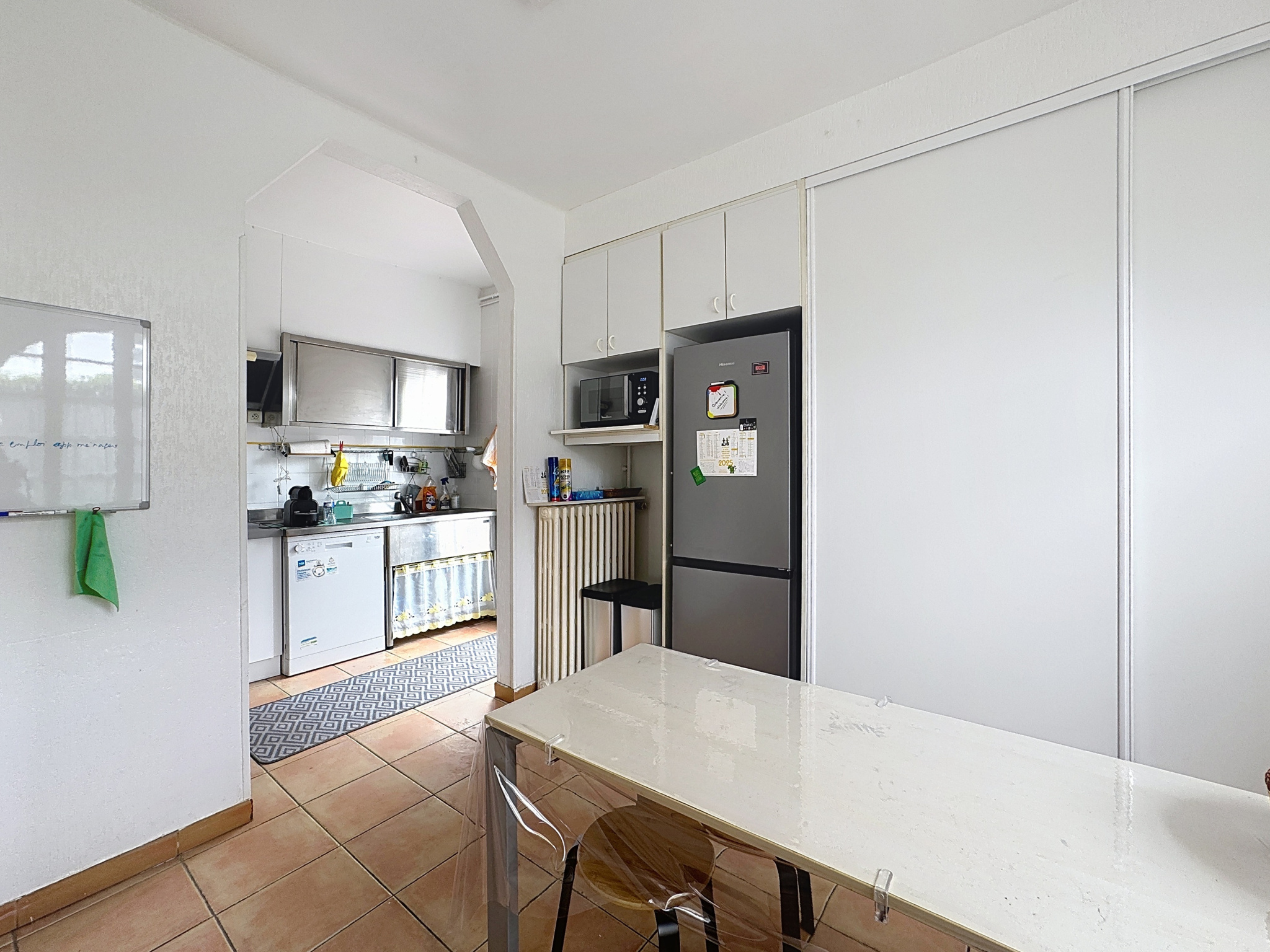 photo_f843a24c71b6ee0ce426c33c9ae3f973-33093-0.jpg CHAMBRE A LOUER – Maison meublée en colocation