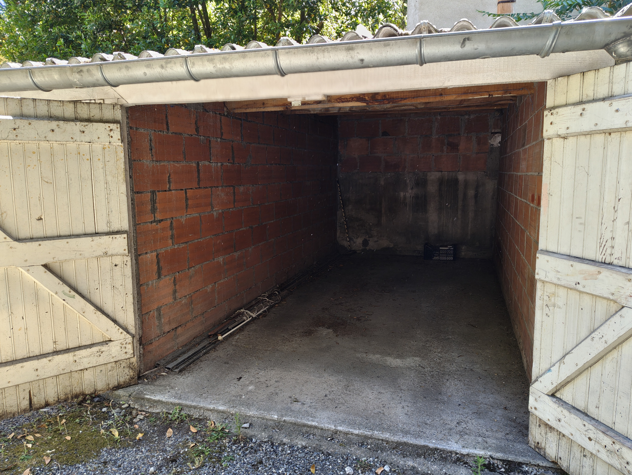 photo_9b81e7f2ab07c1bb08ef67fecd31eaf2-35394-0.jpg A saisir rapidement T3 traversant de 67 m2 avec garage et ba