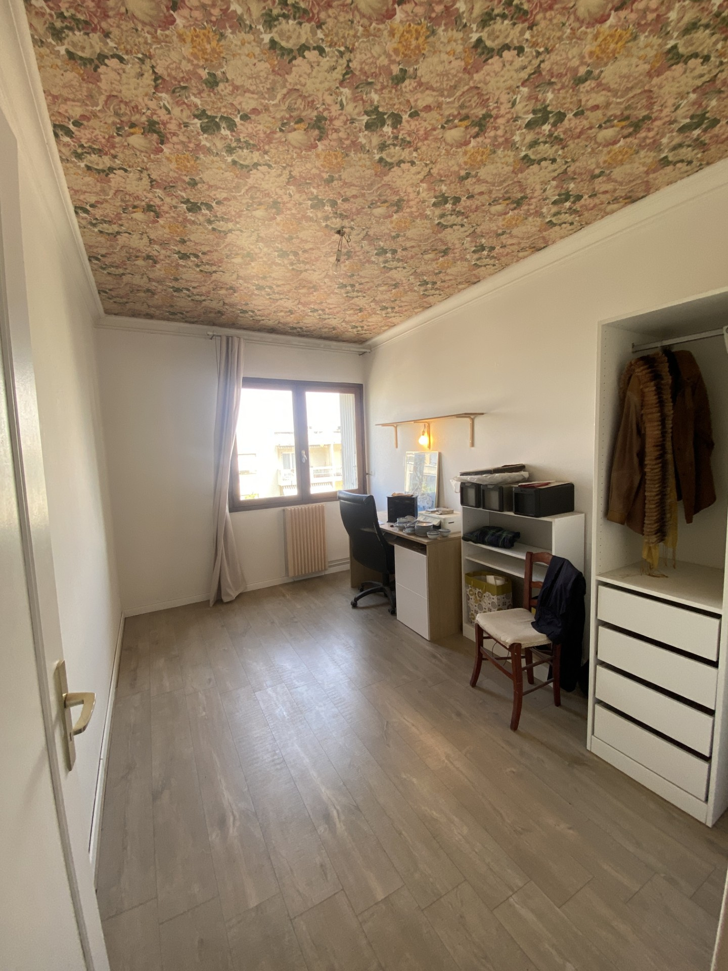 photo_833df6520420bca1877ad3421398b4f1-36647-0.jpg Appartement T4 94 m2 3 chambres Balcon & garage