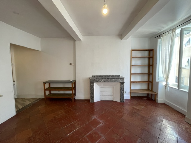 Maison de ville T3   75 m2   Charme de l’ancien   Centre de