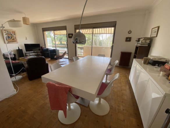 Appartement T4   94 m2   3 chambres   Balcon & garage