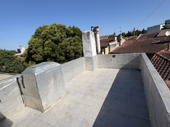 studio calme avec terrasse