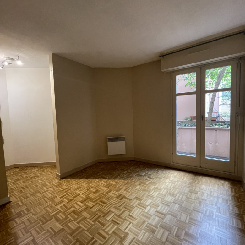 T2 – CARMES – REZ DE JARDIN